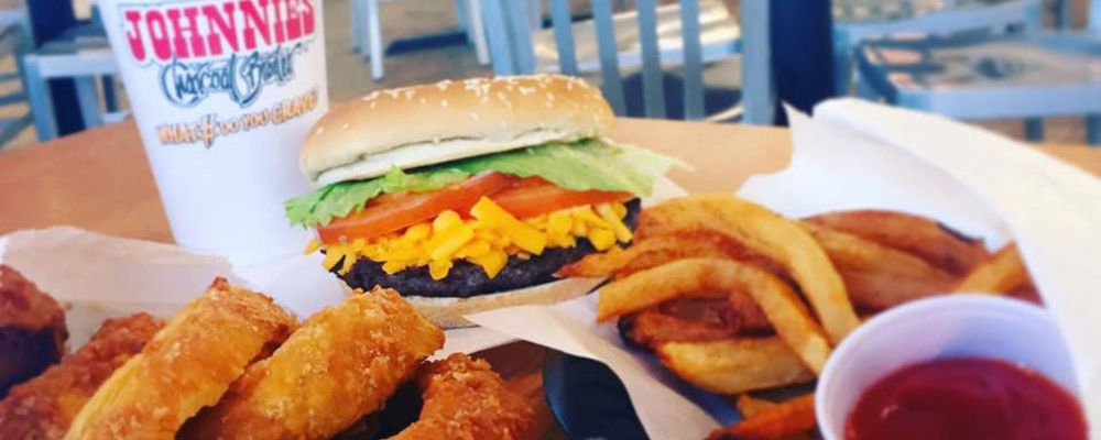 Johnnie's Charcoal Broiler (NW Expressway Temporarily